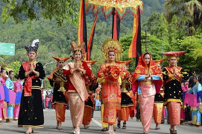 Ternyata Bukan Hanya Sunda, Ini 6 Suku yang Ada di Jawa Barat