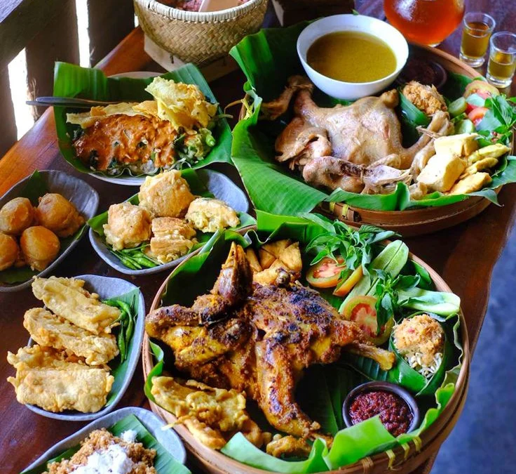 Makan Ngampar di Wisata Agrowisata Saung Jalitri Cisoka Sumedang Harga Bikin Dompet Aman dan Spot Foto yang Instagramable