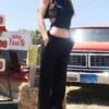 Outfit Rock-chic Kylie Jenner di Coachella: Sentuhan Gaya Chic yang Memukau!
