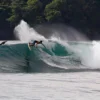 Pemula Wajib Tahu 3 Tempat Surfing Terbaik di Pangandaran, Sewa Selancar Cuma Rp75 Ribu