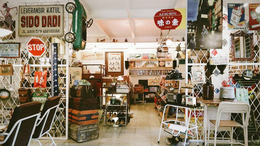 Tempat Belanja Antik dan Vintage di Bandung