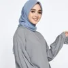 Kepoin Yuk Baju Abu Abu Cocok dengan Celana dan Jilbab Warna Apa?
