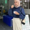 10 Inspirasi Warna Jilbab Yang Cocok Dengan Baju Biru