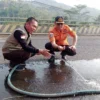 Badan Nasional Pencarian dan Pertolongan (Basarnas) Bandung merespons situasi kekeringan dengan mengirimkan tim personel dan peralatan water treatment ke Kabupaten Sumedang.