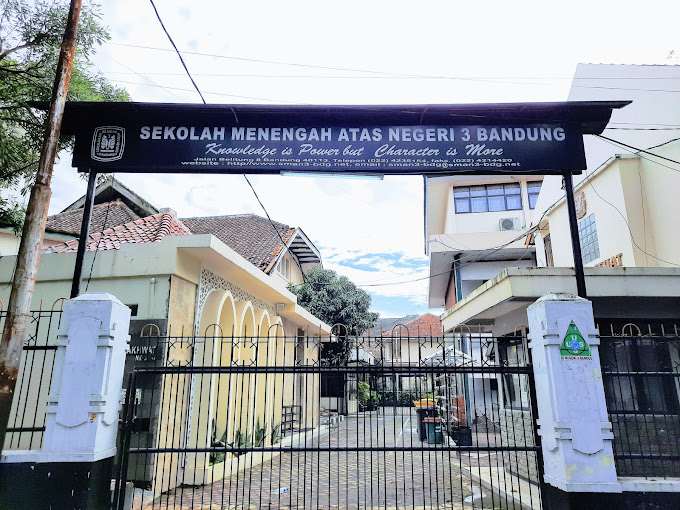 Penjelasan Sekolah Terkait Insiden Siswi SMAN 3 Bandung yang Jatuh dari Lantai 3