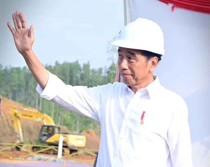 Presiden Jokowi Tinjau Pembangunan IKN