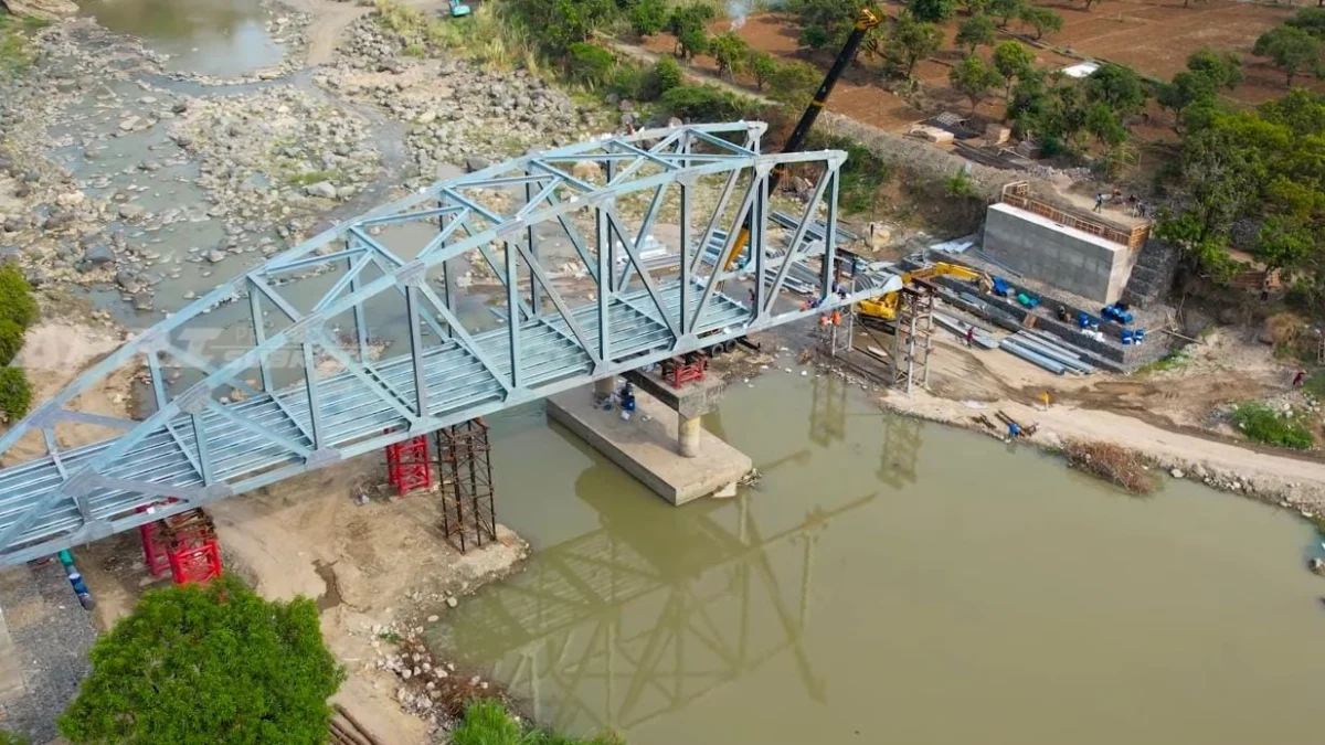 Pembangunan Jembatan Sungai Cilutung Hubungkan Kabupaten Sumedang dan Kabupaten Majalengka
