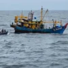 MenKP Mengidentifikasi Ancaman Kapal Ikan Asing di Perairan Indonesia