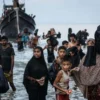 Warga Terus Desak UNHCR Untuk Pindahkan Pengungsi Rohingya Keluar dari Aceh