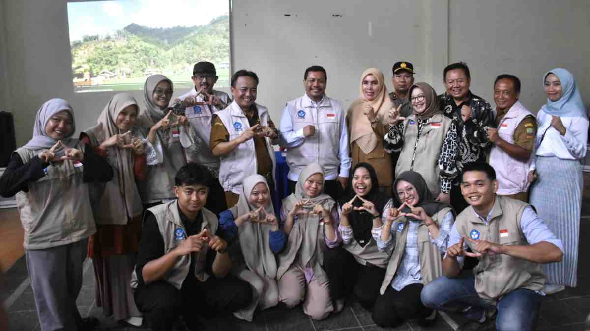 KKN Tematik GRMD di Sumedang, Pj Bupati Herman Suryatman Memberikan Evaluasi
