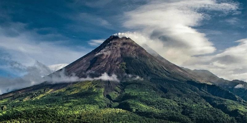 Info Terbaru Pendaki Gunung Marapi: 11 Meninggal, 49 Berhasil Dievakuasi, 12 Orang Masih dalam Pencarian!