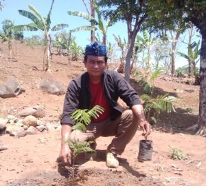 GNN dan Yayasan Ibu Djati Tanam Pohon Hijaukan Sumedang