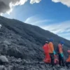 Evakuasi Satu Korban Erupsi Gunung Marapi Dilakukan Pada Hari Ini