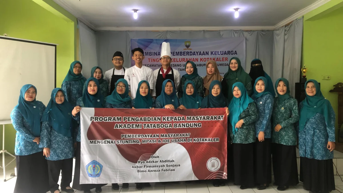 Mahasiswa Akademi Tata Boga Bandung (ATB) Berbagi Kiat Membuat Makanan Bergizi Untuk Bayi Dan Anak