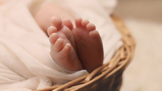 Penemuan Bayi Laki-laki Baru Dilahirkan di Kawasan Masjid