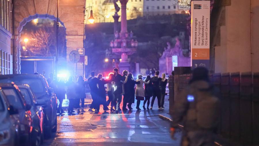 Identitas Pelaku Penembakan Massal di Universitas Praha Ceko Terungkap! Tewaskan 14 Orang