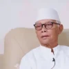 Ketua Umum MUI K.H. Anwar Iskandar