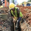 Proyek Drainase di Jalan Tuparev Karawang Timur Belum Selesai, Warga Desak Pemerintah Respons Cepat