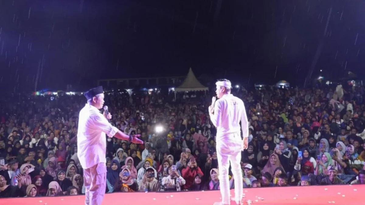 Safari Cinta Kang Dedi Mulyadi di Buahdua Sumedang, Warga : Prabowo Presiden