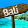 Menteri Pariwisata dan Ekonomi Kreatif Sandiaga Uno Menanggapi Overtourism di Bali: Perlunya Penyebaran Destinasi Wisata!