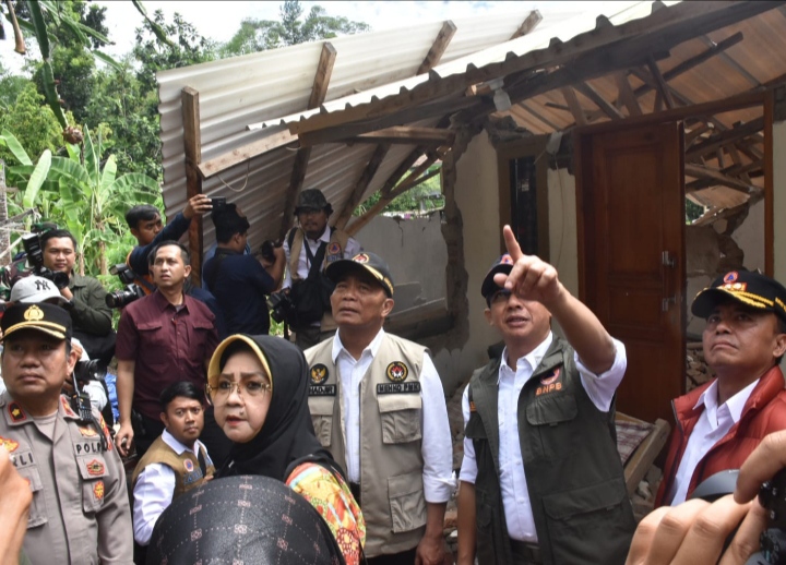 Menko PMK: Masih Banyak Bangunan Tidak Berkontruksi Besi di Wilayah Terdampak Gempa