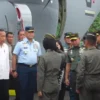 Presiden Joko Widodo Menyaksikan Penyerahan Simbolis Pesawat C-130J-30 Super Hercules