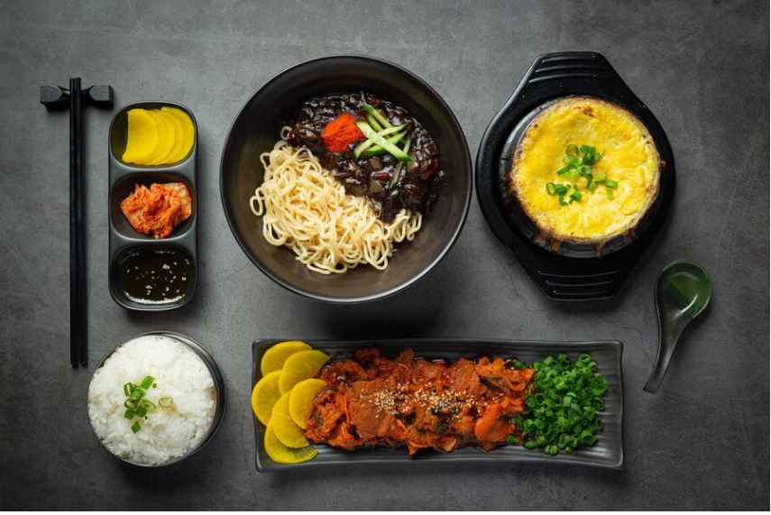 Maknyos, Ini Adalah 10 Makanan Khas Korea Halal Yang Wajib Di Coba Dijamin Bikin Lidah Bergoyang