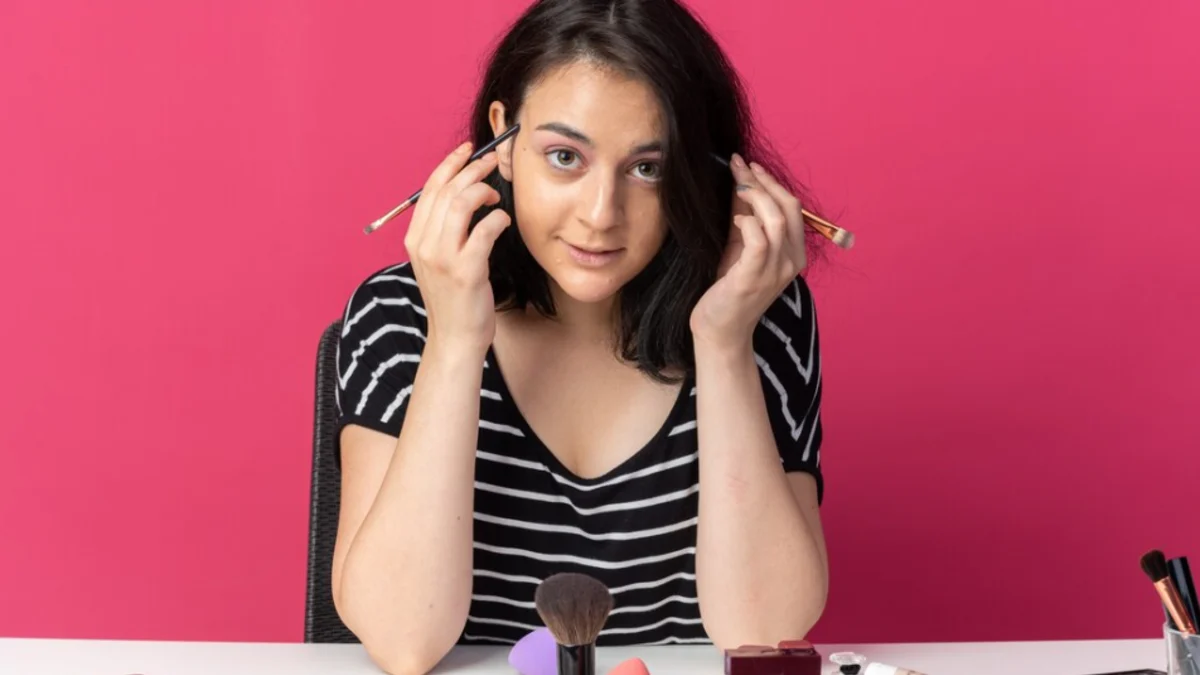 Tips Simpel untuk Membuat Makeup Ringan, Tampil Cantik Dengan Cara Simpel