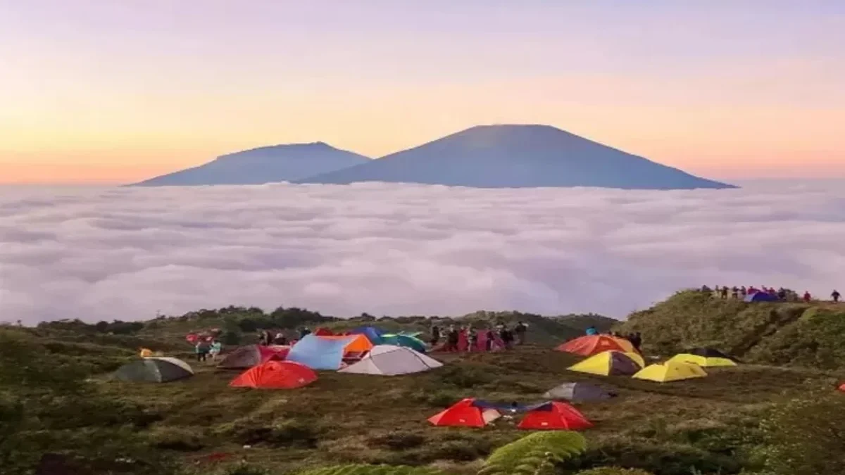 4 Gunung Terindah di Jawa Tengah, Cocok Untuk Kalian Pendaki Pemula