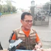 Kepala Pelaksana Badan Penanggulangan Bencana Daerah (BPBD) Kabupaten Sumedang, Atang Sutarno saat berada di l
