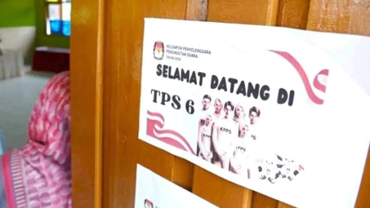 Banjir Tak Surutkan Partisipasi Warga Ujungjaya, 2 TPS Dipindahkan ke Sekolah