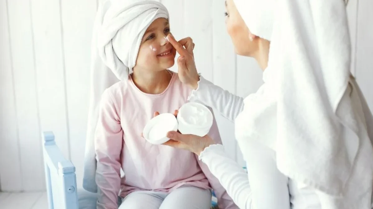 5 Kandungan Skincare Ini Dinilai Aman untuk Mengatasi Jerawat di Kulit Anak Remaja