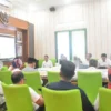 IMBAU: Pj Sekretaris Daerah Tuti Ruswati saat memimpin Rakor Persiapan Pengadaan ASN Tahun 2024 di Ruang Rapat