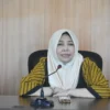 HARAPAN BESAR : Pj Sekretaris Daerah Kabupaten Sumedang Hj Tuti Ruswati saat sedang memimpin rapat persiapan