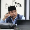 FOKUS: Wakil Ketua Komisi III DPRD Provinsi Jawa Barat Sugianto Nangolah saat rapat pembahasan terkait Laporan
