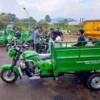 DISERAHKAN: Sebanyak 12 motor unit motor roda 3 pengangkut sampah diberikan ke 12 desa di Kabupaten Sumedang,
