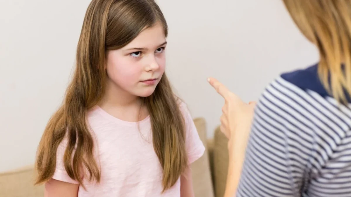 Para Orang Tua Harus Tahu Ini! Dampak Positif dan Negatif Menegur Anak