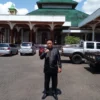 OPTIMIS: Ketua Apdesi Kabupaten Sumedang, Welly Sanjaya SP, saat menyampaikan apresiasi pada peringatan Hari J