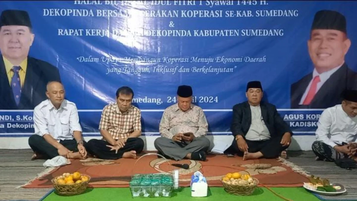 AKTIFKAN: Dekopinda Kabupaten Sumedang bersama Gerakan Koperasi se-Kabupaten Sumedang menggelar Rapat Kerja Da
