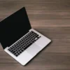 5 Kebiasaan yang Merusak Laptop dan Cara Menghindarinya