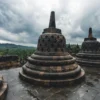 Wih! Candi Borobudur Buka Akses Naik ke Puncak, Berikut Rinciannya