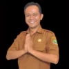 SOSOK: Kepala Sekolah SMK Bhakti Nusantara Sumedang, Ricki Cahyana Yuswa S Sos., saat ditemui Sumeks di sekola