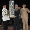 Sekretaris Daerah Provinsi Jawa Barat Herman Suryatman secara resmi menutup ajang Musabaqah Tilawatil Quran (M