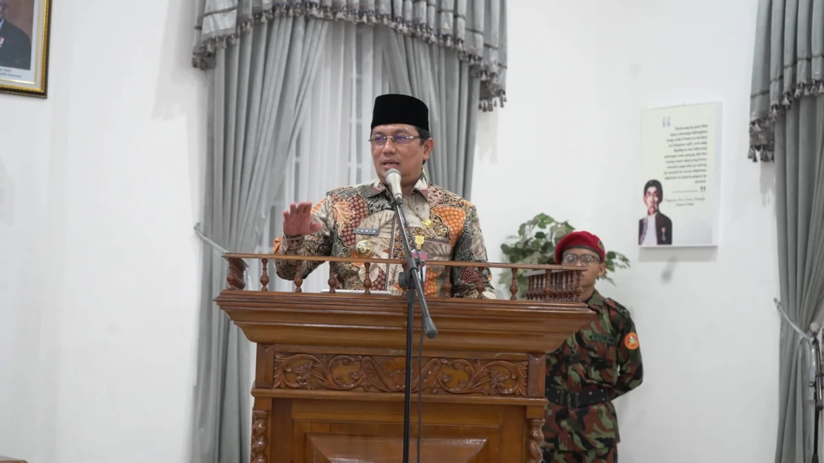 SAMBUTAN: Pj Bupati Sumedang Yudia Ramli saat membuka kegiatan Ideopolitor dan Silaturahmi Pimpinan Daerah Muh