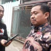 PAPARKAN: Calon Bupati Dony Ahmad Munir saat memaparkan kepada para wartawan mengenai sosok Wakil Bupati yang
