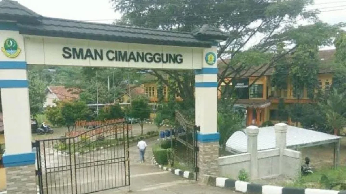 SEKOLAH: SMA Negeri Cimanggung yang menjadi salah satu tujuan para siswa di Jawa Barat.