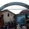 Orang Tua Gruduk Sekolah di Hari Pertama MPLS di SD Negeri Kramat Cirebon