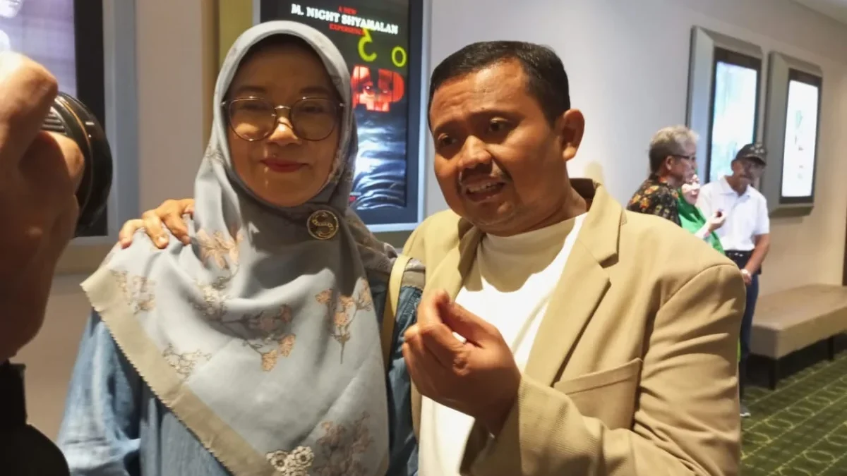 JELASKAN: Bupati Sumedang periode 2018-2023 Dony Ahmad Munir saat menjelaskan sosok mantan Wakil Presiden ke-9