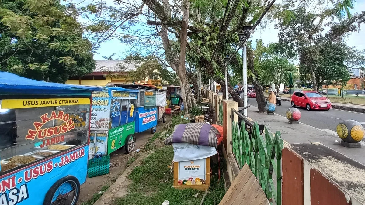 PKL Dadaha Dipindahkan ke Area Parkir GOR, Jalanan Langsung Bersih