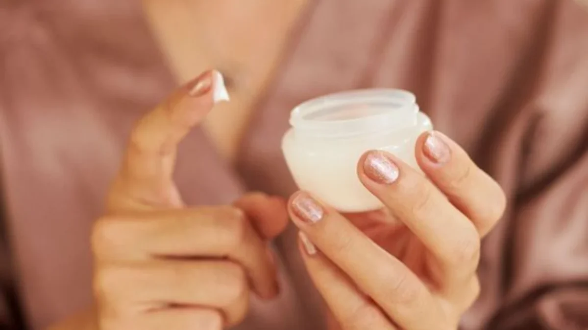 Rekomendasi Cream Malam yang Ampuh buat Putihkan Wajah dan Bikin Glowing